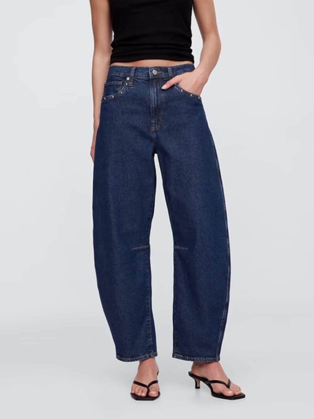 GAP Barrel Jeans Size 26 High Rise Relaxed Tapered Denim Stud Detail